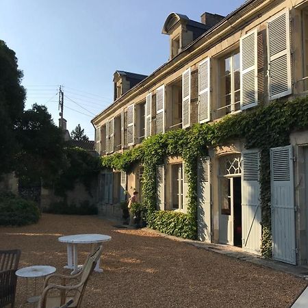Chambres D'Hotes Le Clos De Bonneval Saint-Jean-de-Thouars Экстерьер фото
